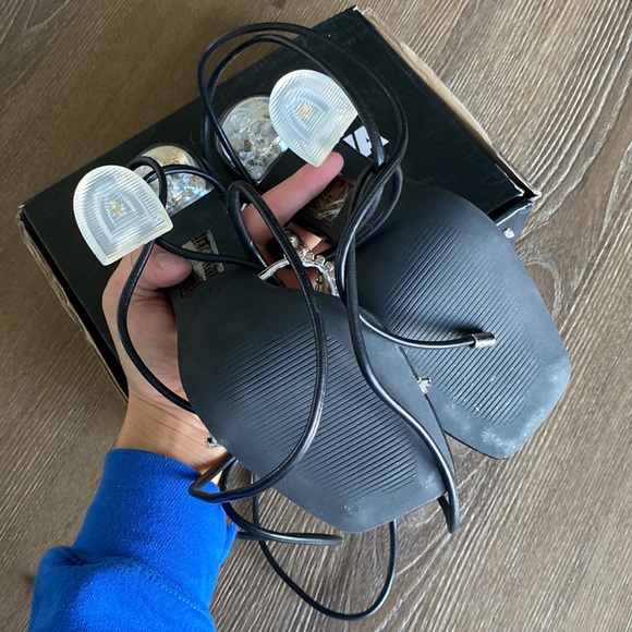 Fashion Nova Heels🥵 - Picture 7 of 8